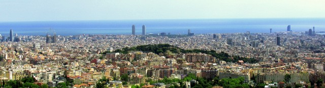 Panoramic shot of Barcelona (photo by Ferran Legaz, Flickr Creative Commons, August 20, 2014)