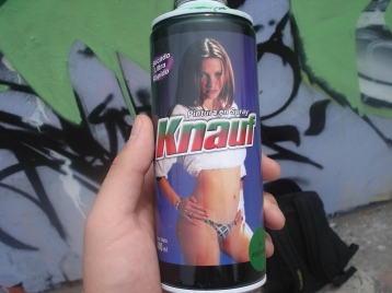 A can of Knauf - a local Peruvian spraypaint - in 2008 (photo courtesy of Nasca Uno)