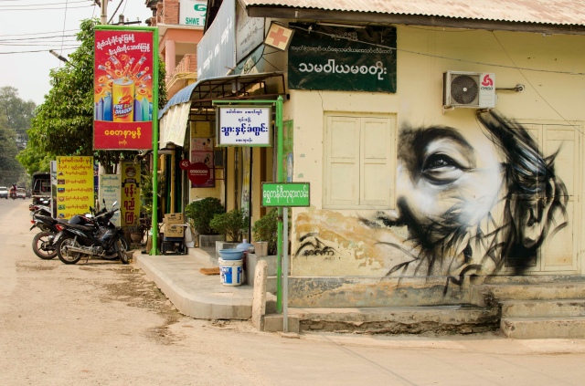 A 2019 wall painting by Nasca Uno in the town of Nyaung-U, Myanmar (photo courtesy of Nasca Uno)